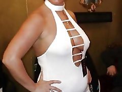 Incredible cougars showing their hot curves