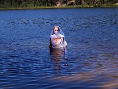 Hot women want to seduce men.