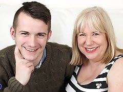 British mature BBW playing with her toyboy