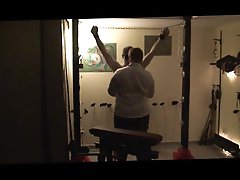 Amateur aged housewife is giving pussy