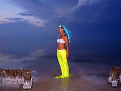 Eltons evening at the seaside pier